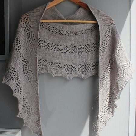 Shawl knitting pattern - KIEKKO by Lilofil