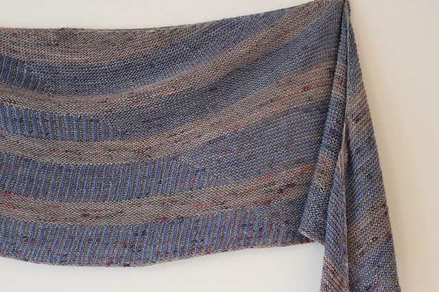 Modele de tricot de chale Reya de lilofil