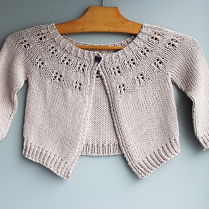 Modele de tricot de gilet bébé hibbis de lilofil