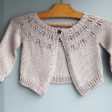 Modele de tricot de gilet enfant hibbis de lilofil