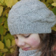 Modele de tricot de bonnet et col oxalis de lilofil